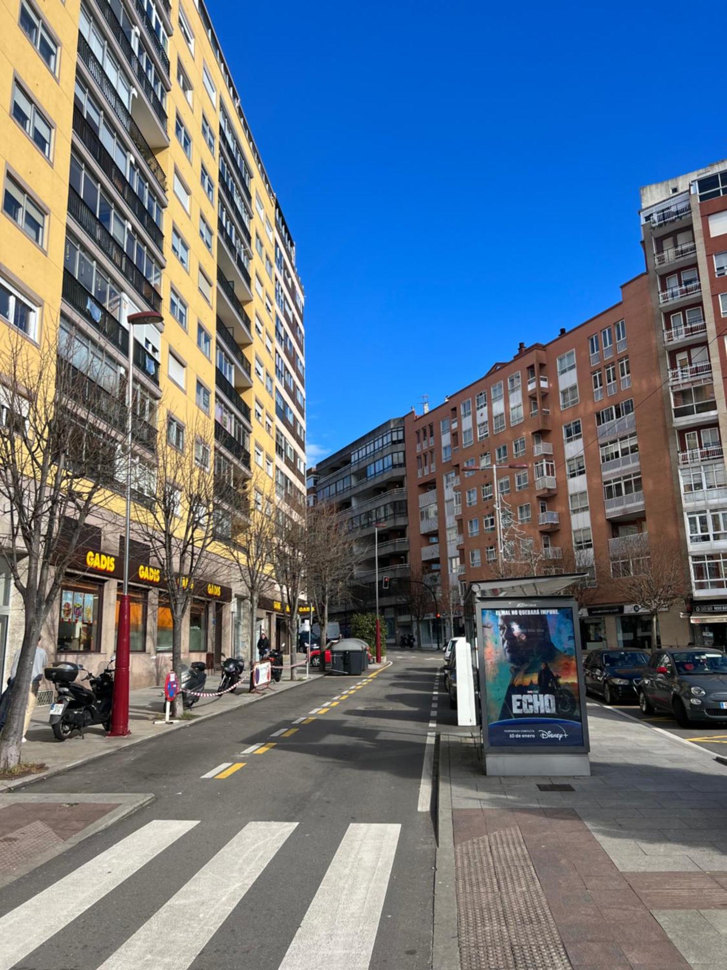 Habitación en casa particular Privada En Vigo, Cerca Del Parque Castrelos, A 5min De La Playa, Compartido *