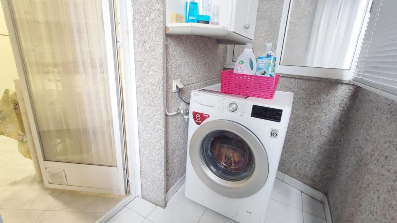 Piso Amplio En Con Parking Apartamento *