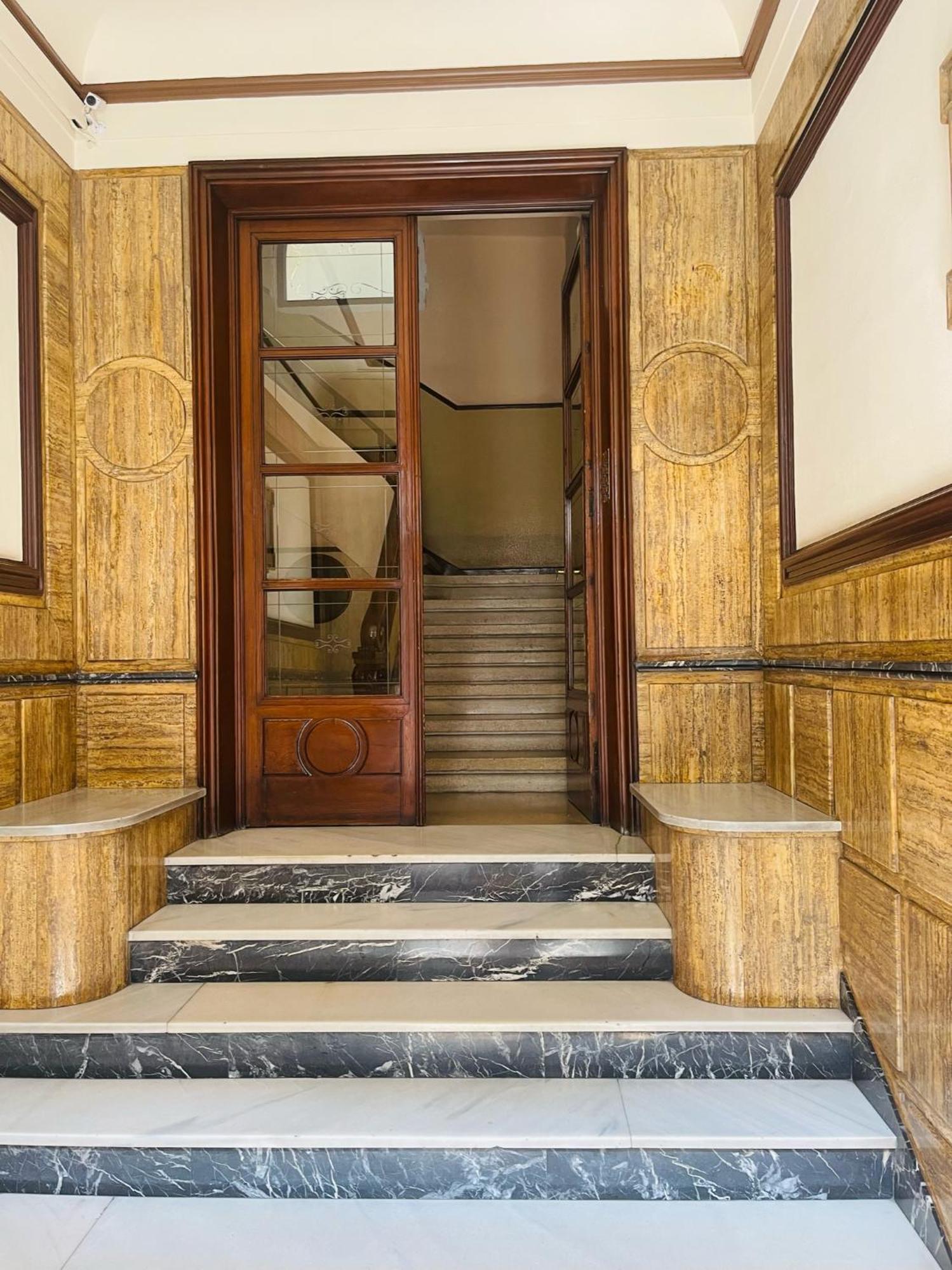 Apartamento Amplio Y Centrico Piso Senorial *