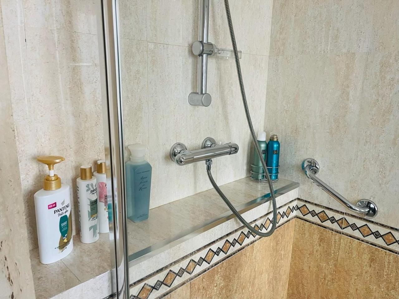 Amplio Y Centrico Piso Senorial Apartamento
