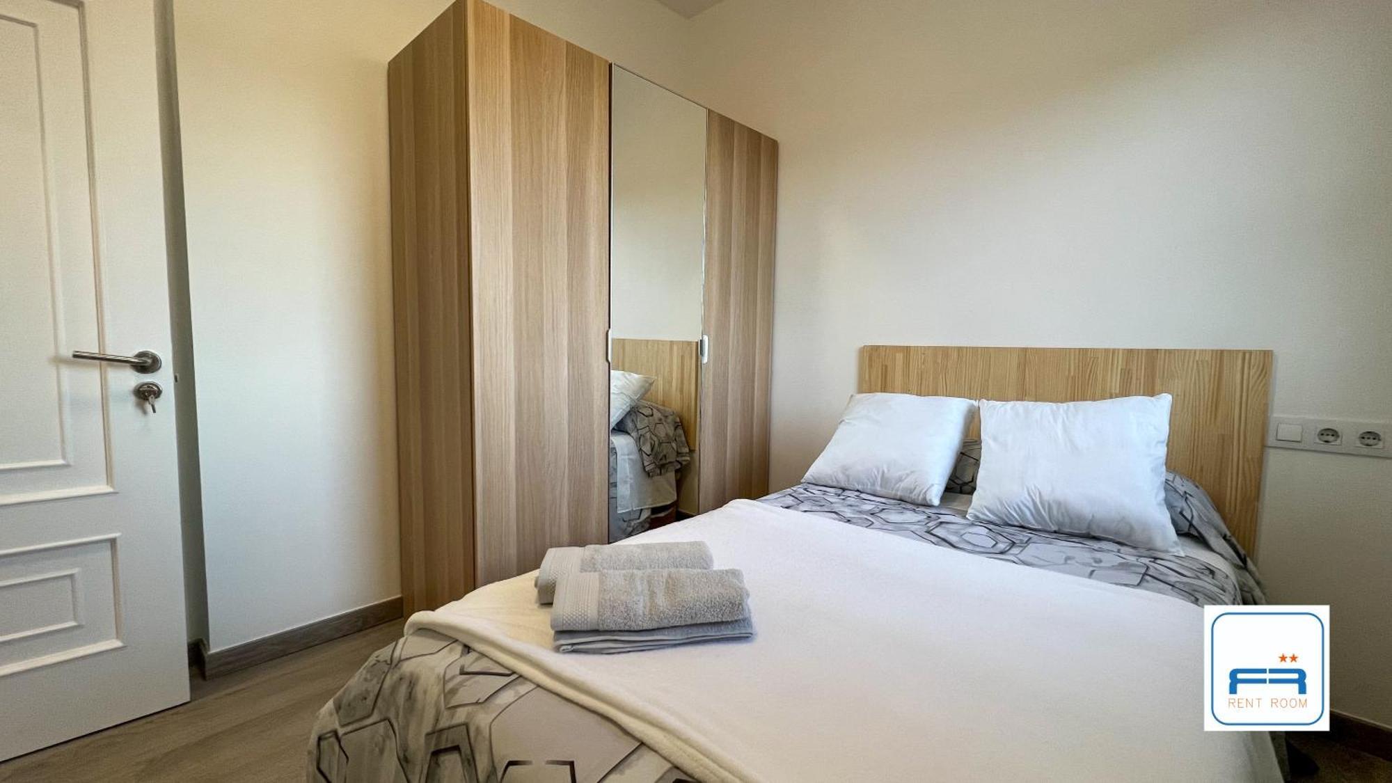 Amplia Casa De 9 Hab, Cabral. Holiday home