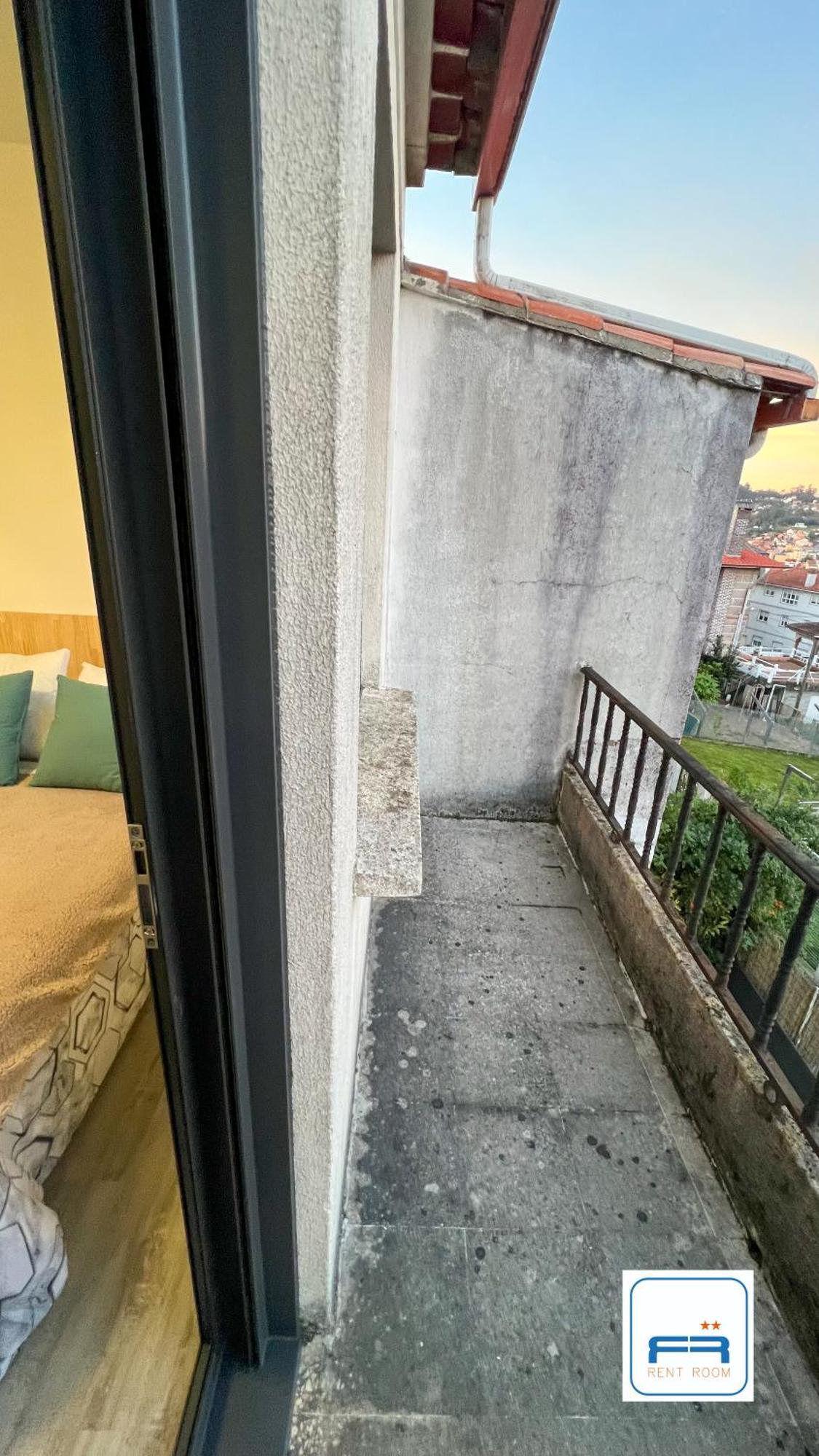 Amplia Casa De 9 Hab, Cabral. *