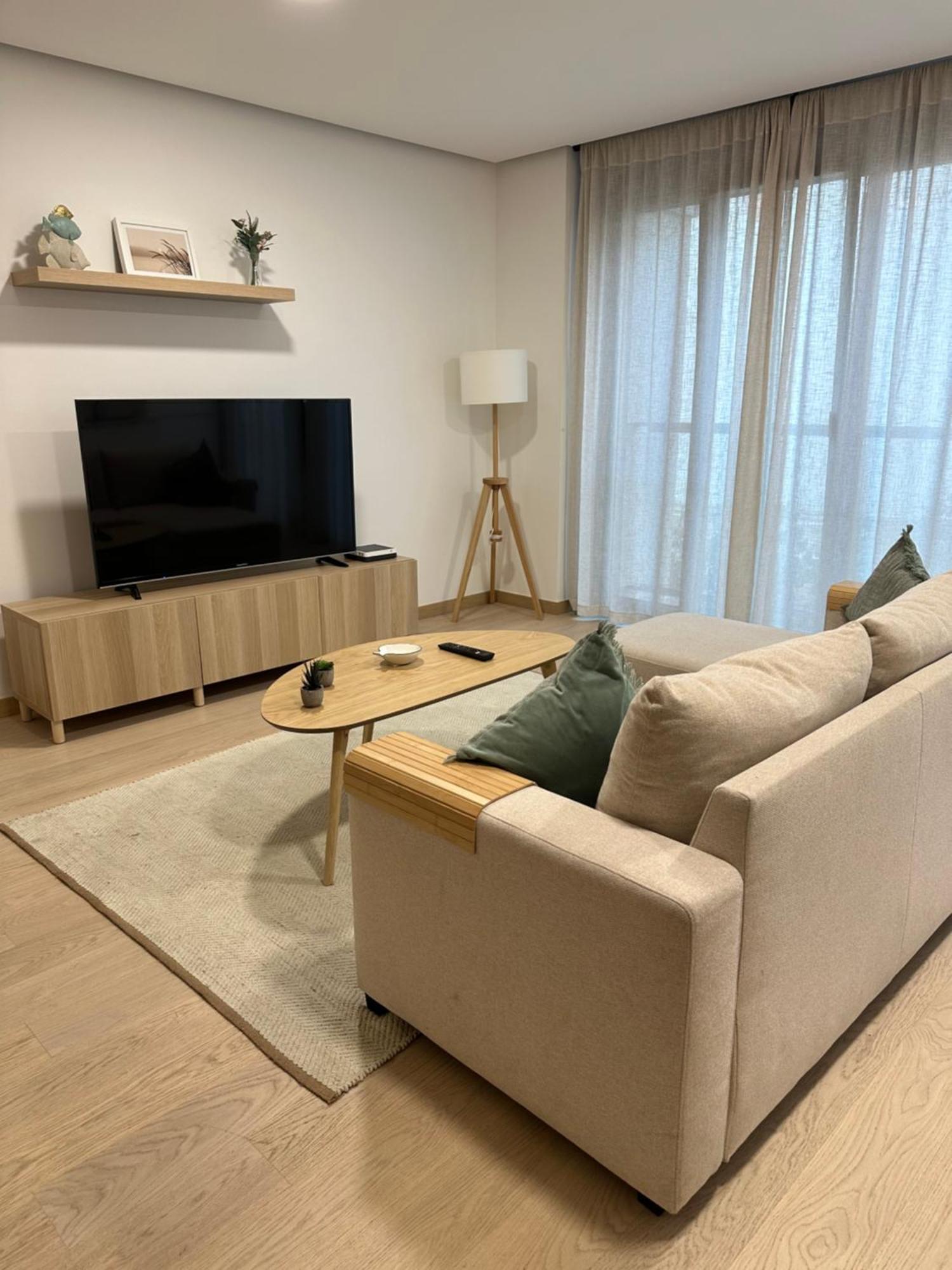 Move In Miragaia * Vigo