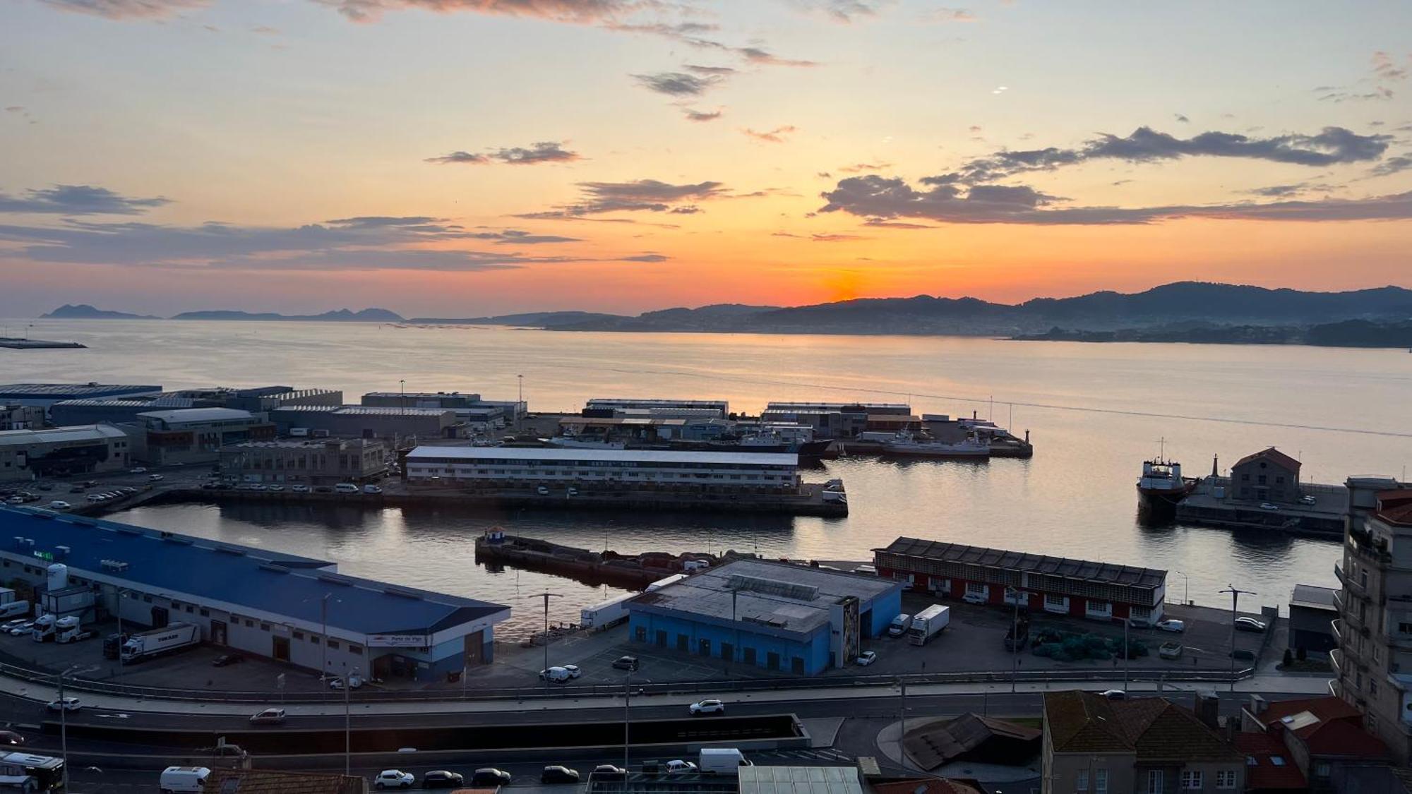 Balcony To The Bay * Vigo