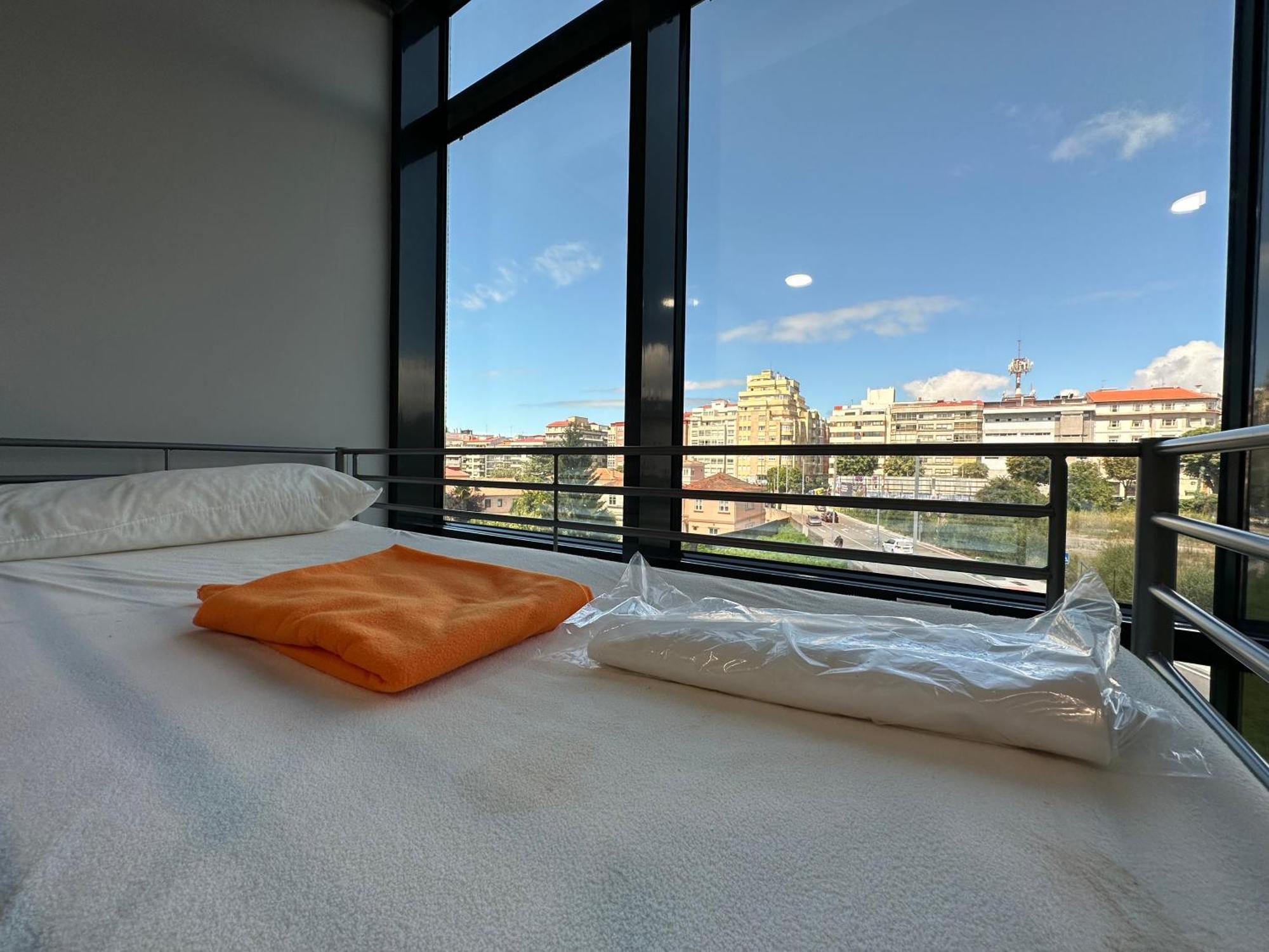 Beds & Hostal *