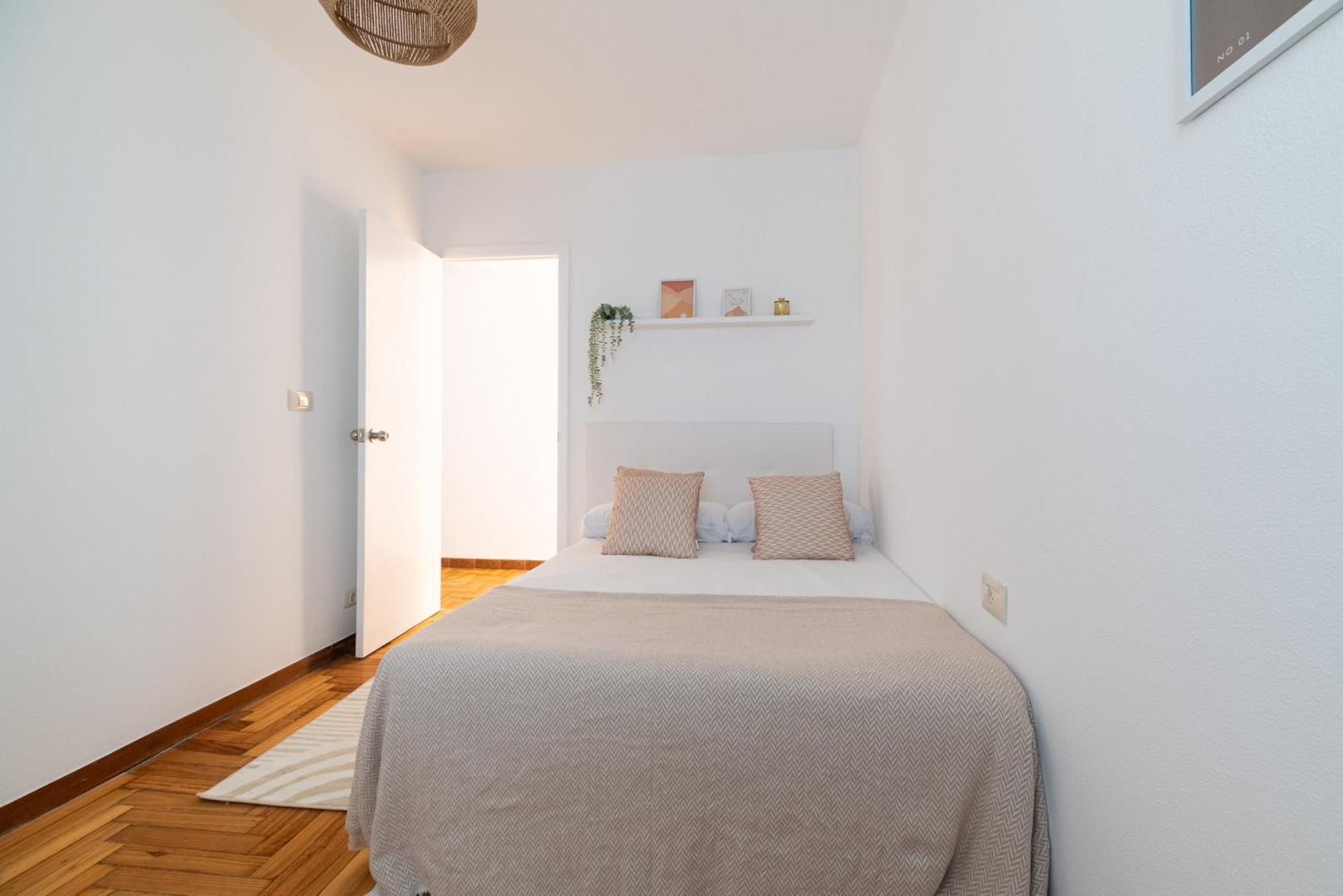 Apartamento Amplia Vivienda Con Garaje Vigo