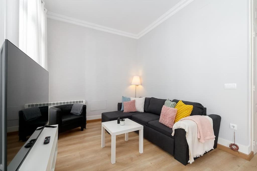Apartamento Estilo, Luz Y Elegancia En By