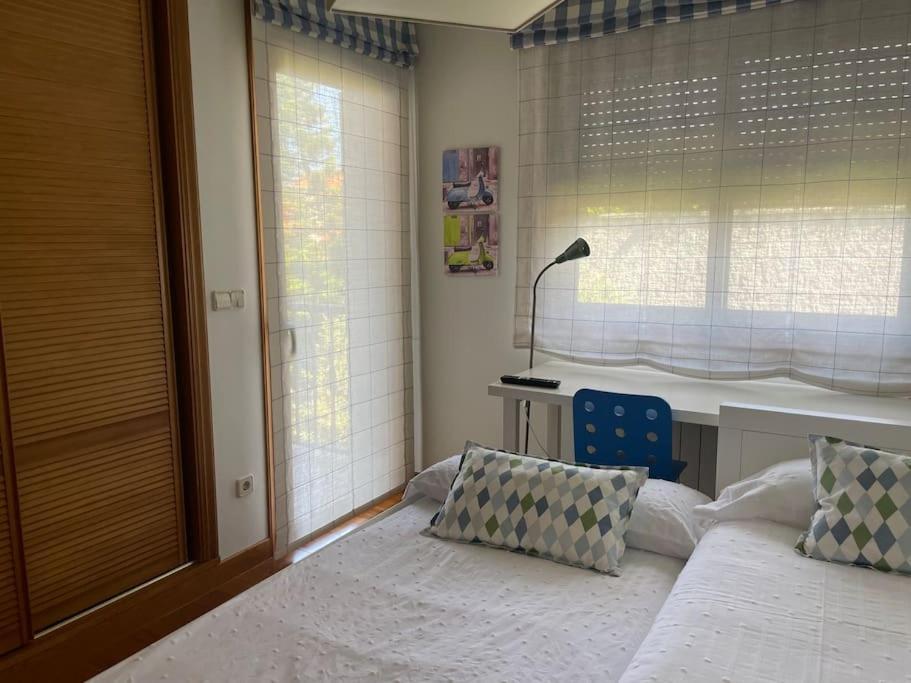 Charneca, Jardin Y Mar Сasa de vacaciones