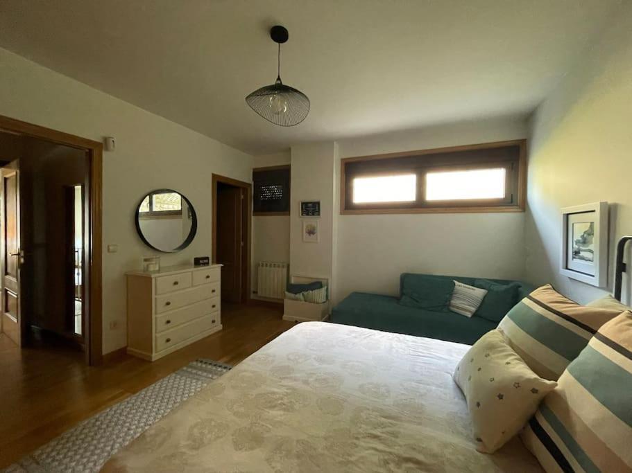 Holiday home Charneca, Jardin Y Mar *
