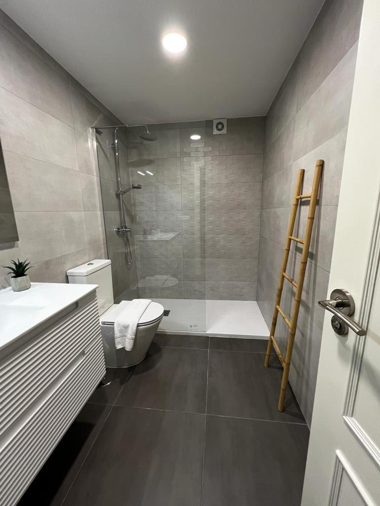Apartamento White Con Garaje Vigo