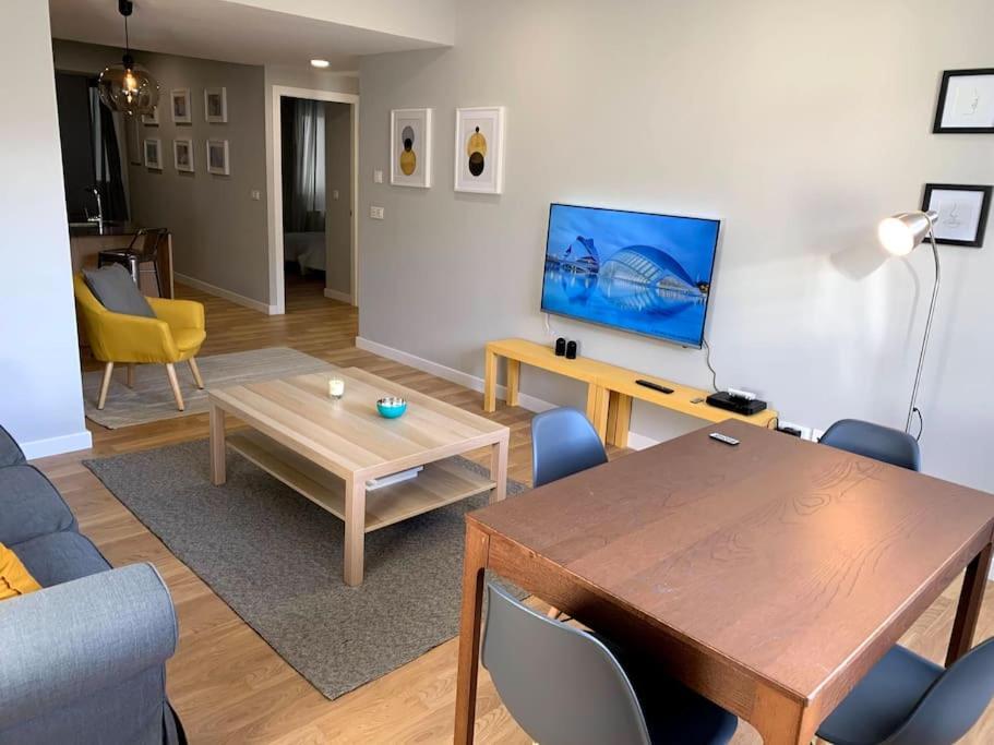 Apartamento Muy Luminoso En El Centro De