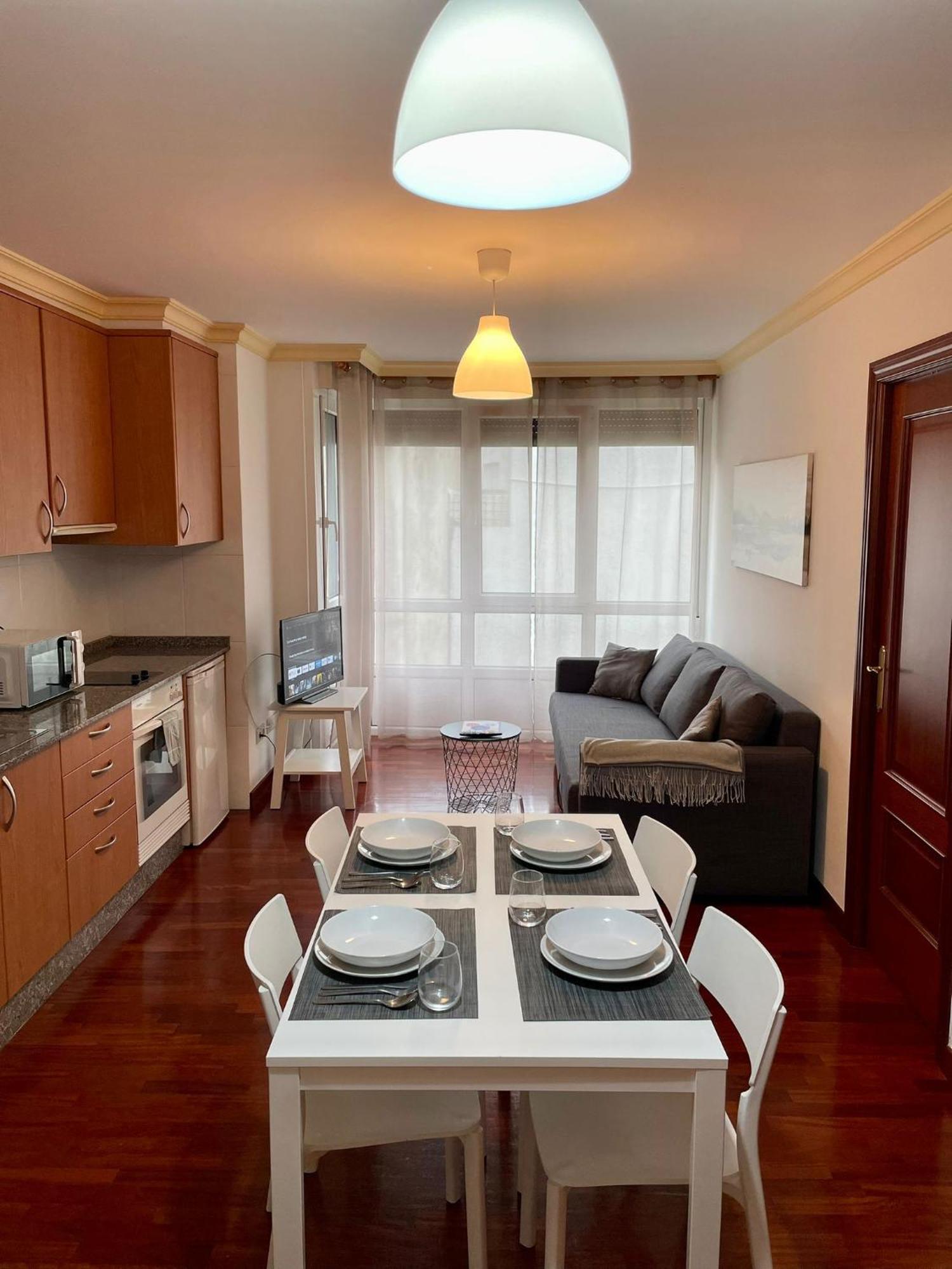 Cies Suitel Lopez De Neira 28 - Your Vigo