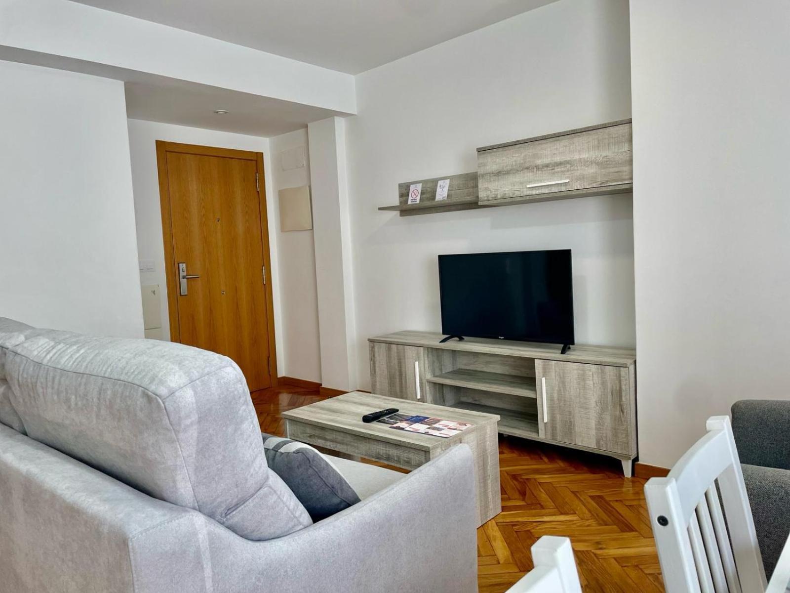 Apartahotel Cíes García Barbón 73 - Flats With Services Vigo