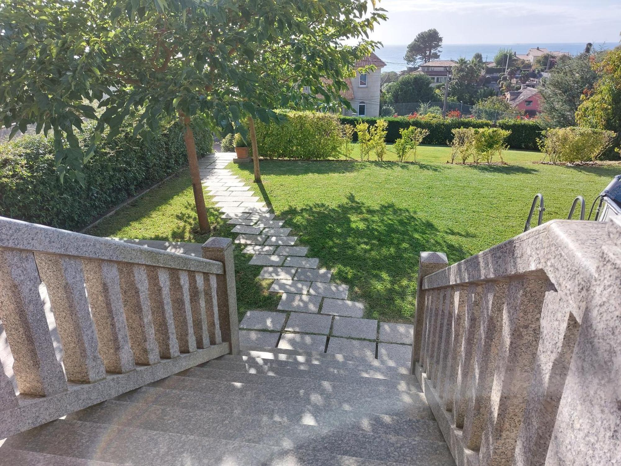 Сasa de vacaciones Charneca, Jardin Y Mar