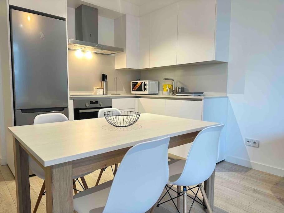 New Port, Free Parking Ybh7a Apartamento