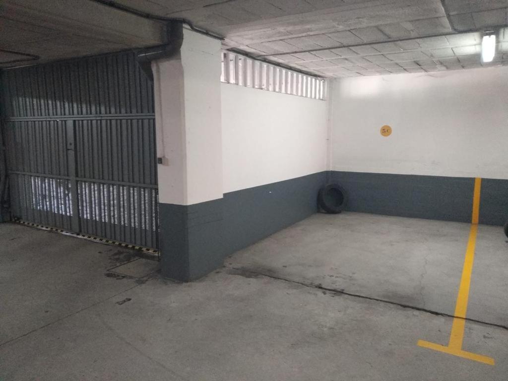 Piso Con Piscina Proximo A Plaza De Espana Vigo