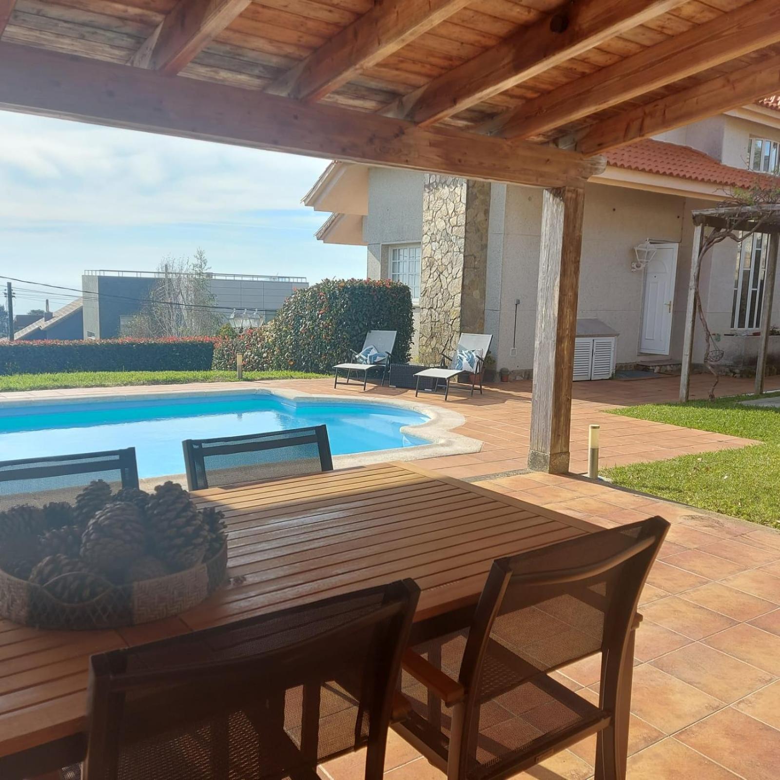Сasa de vacaciones Casa Con Piscina, Vistas Y Cerca De Playas