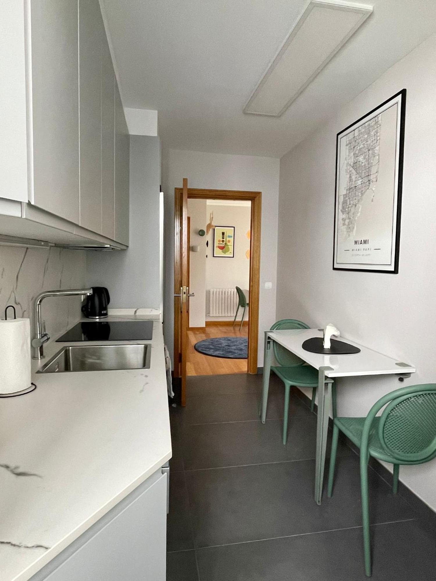 Carrerahouses Deluxe C/garaje Apartment Vigo