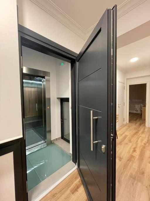 Apartamento Gris Con Garaje Vigo