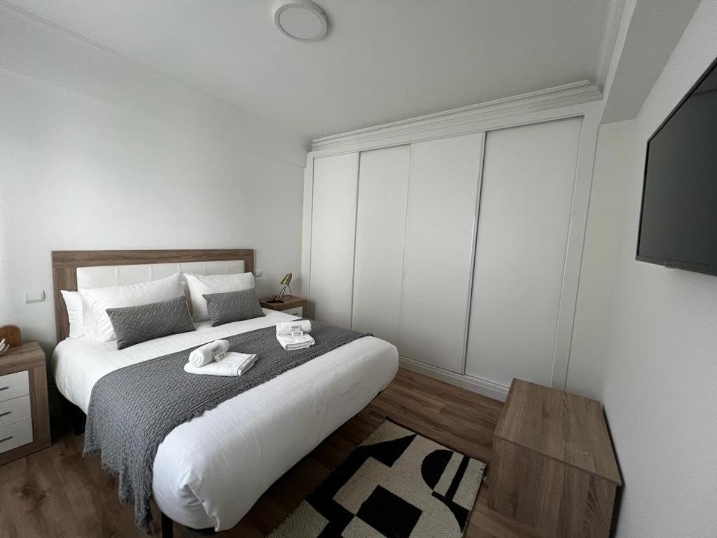Gris Parking A Menos De 1 Min A Pie Apartamento