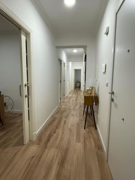 Apartamento Gris Con Garaje *