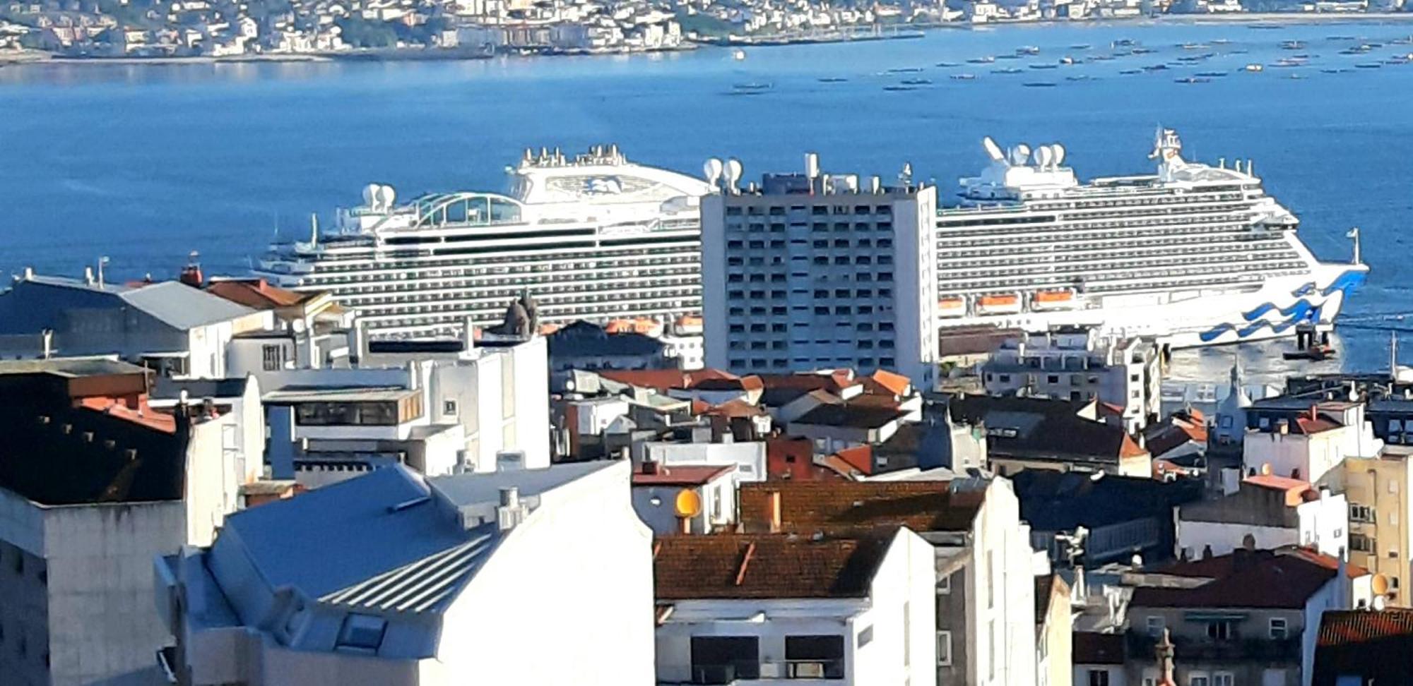 Apartamento Vistas A La Ria Y Garaje En El Castro, Centro *