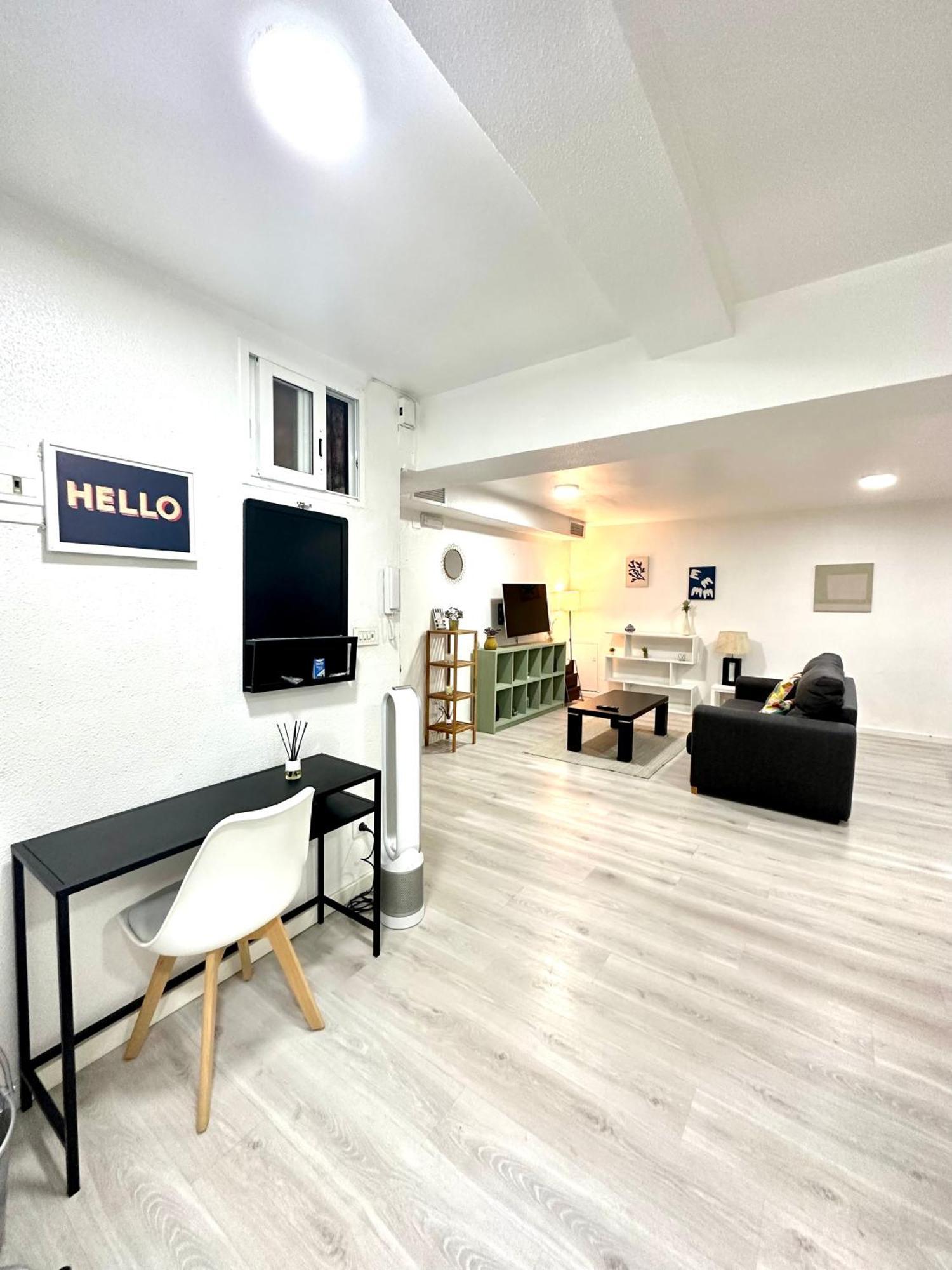 Hito Apartment *