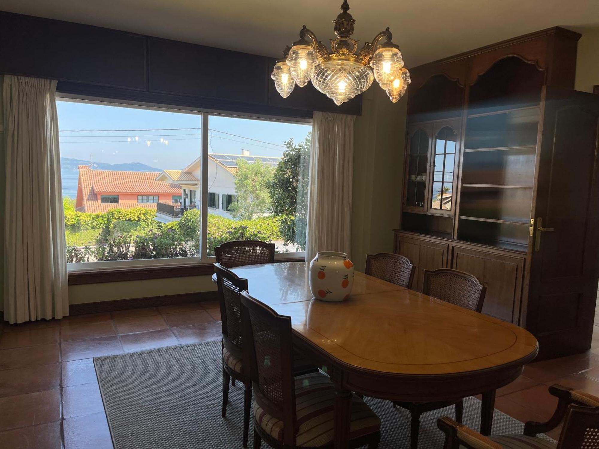 Exclusiva Casa Con Piscina En La Mejor Zona De