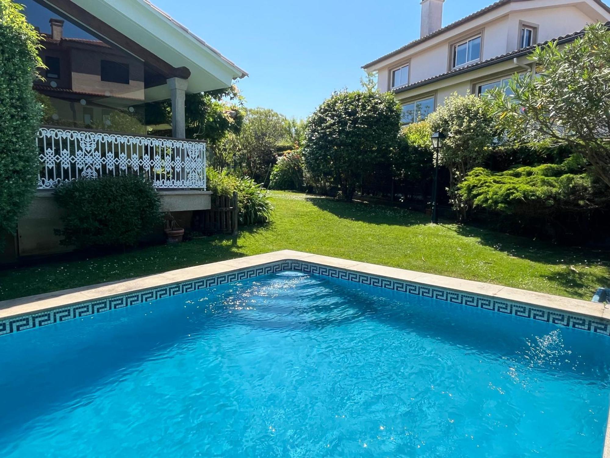 Сasa de vacaciones Exclusiva Casa Con Piscina En La Mejor Zona De Vigo