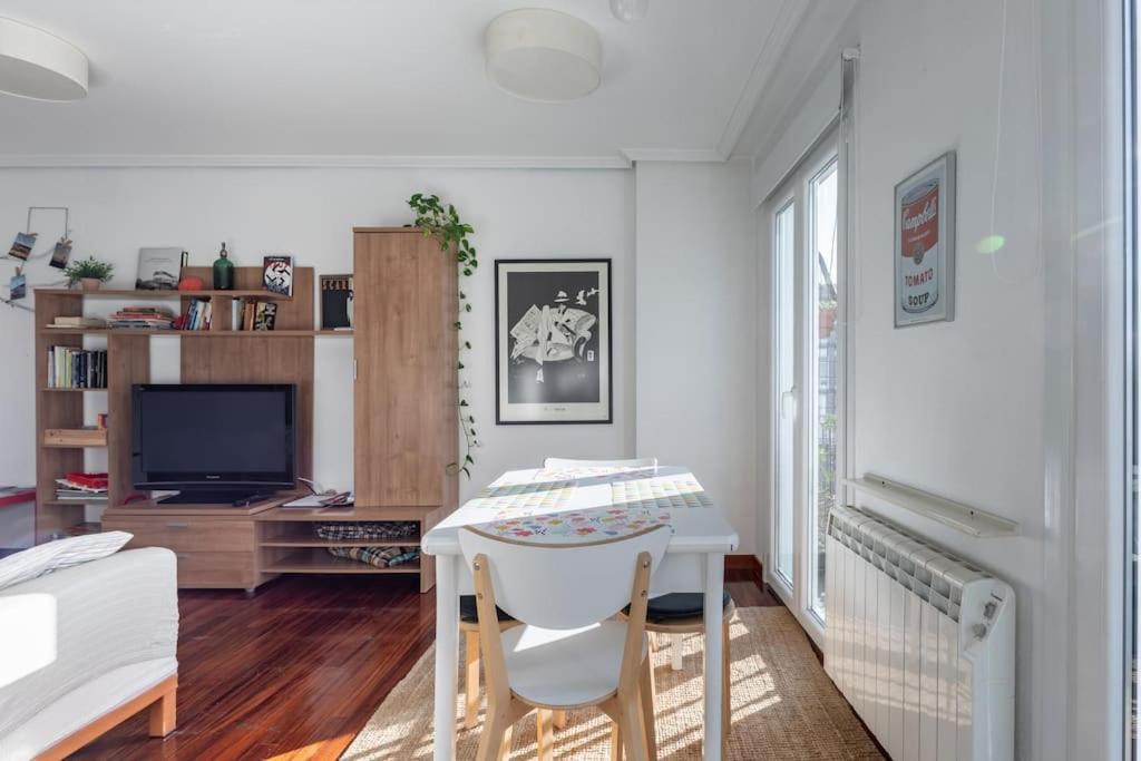 Bonito Piso Con Vistas, Centrico, Acogedor Apartamento