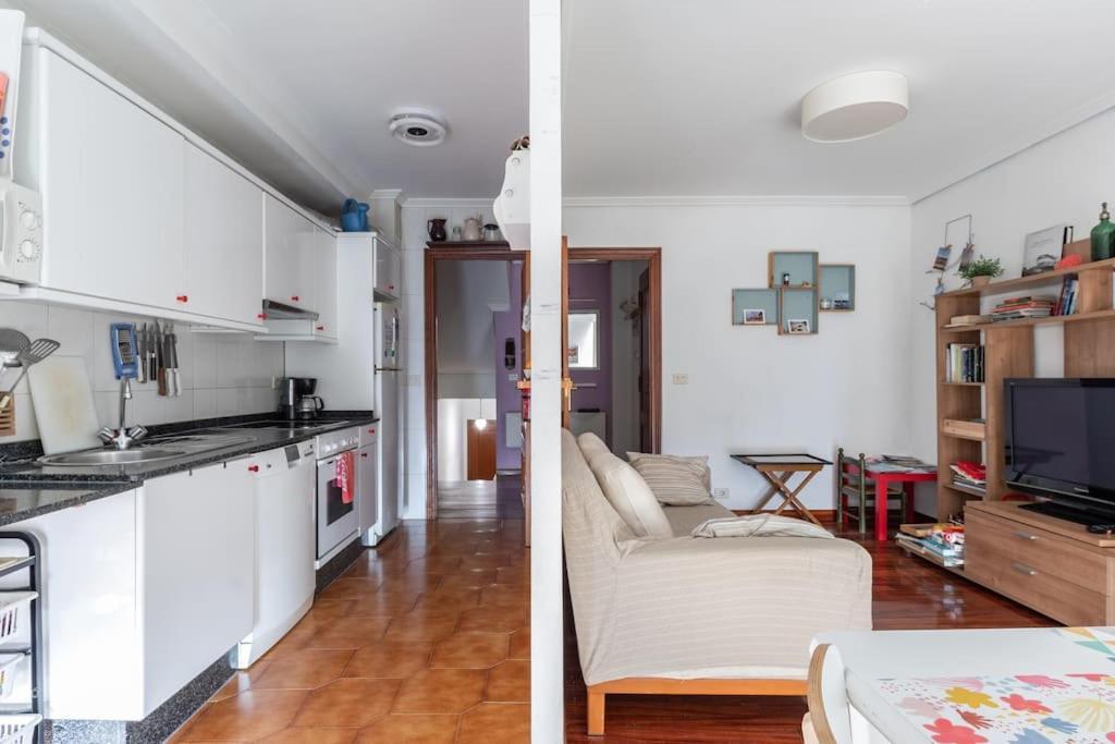 Bonito Piso Con Vistas, Centrico, Acogedor Apartamento *