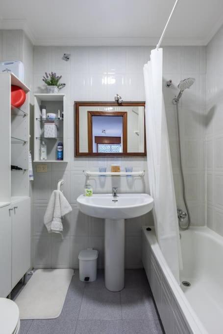 Bonito Piso Con Vistas, Centrico, Acogedor Apartamento