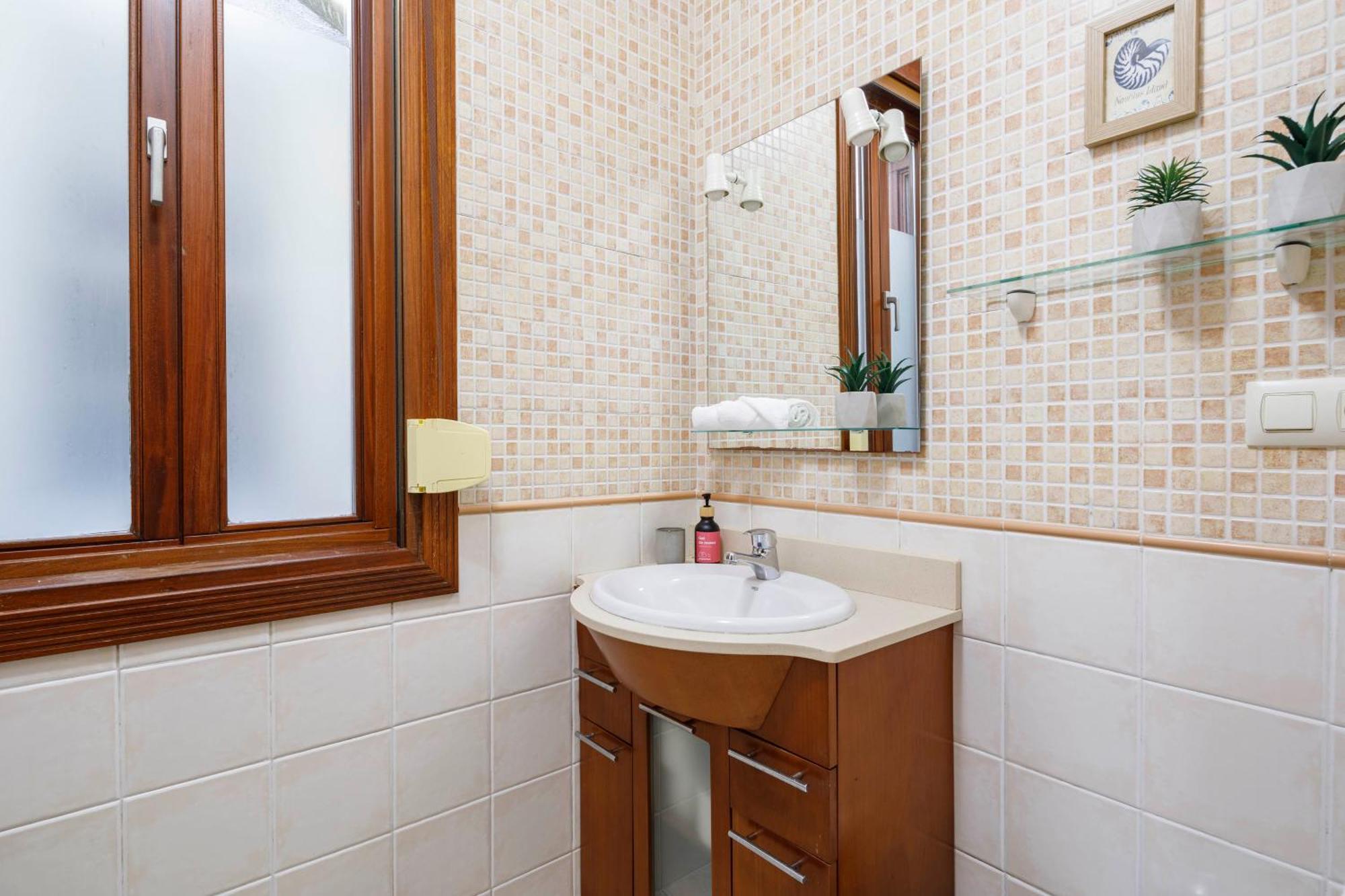 Apartamento Con Encanto En El Casco Vello En Berbes *
