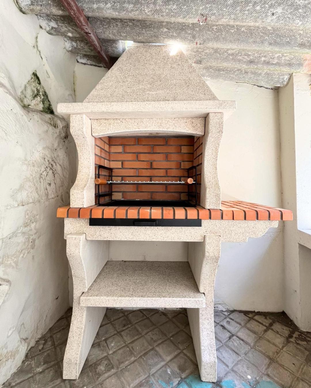 Casa Mantelas, En El Centro De *