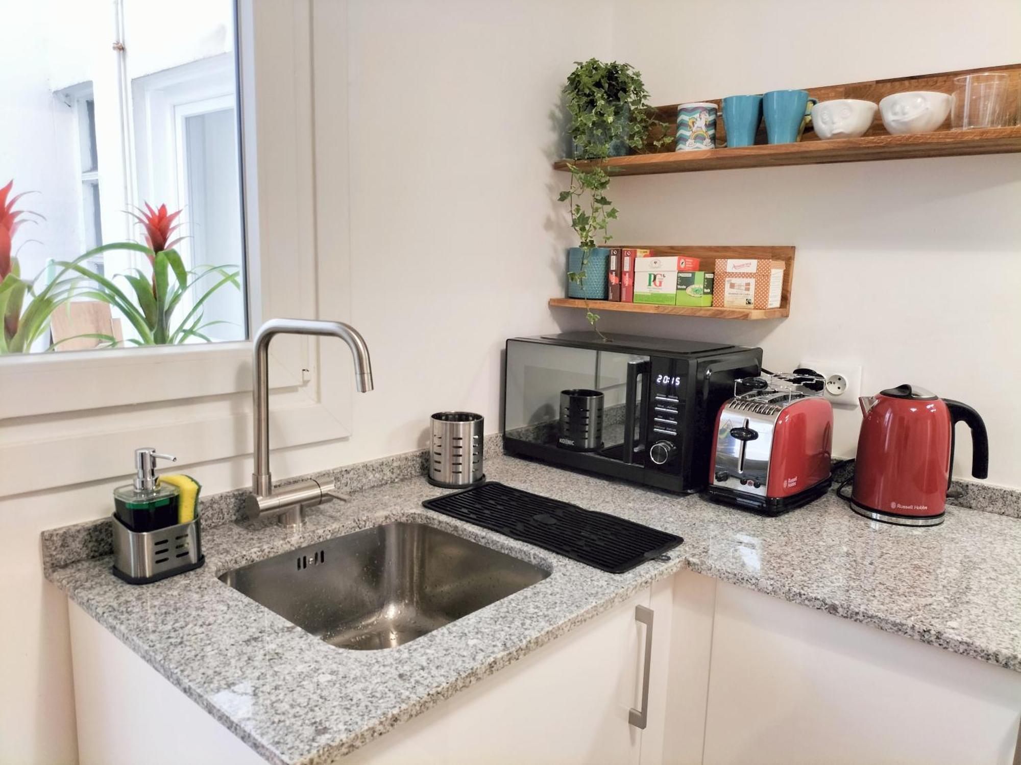 Encantador Piso De 3 En Apartamento