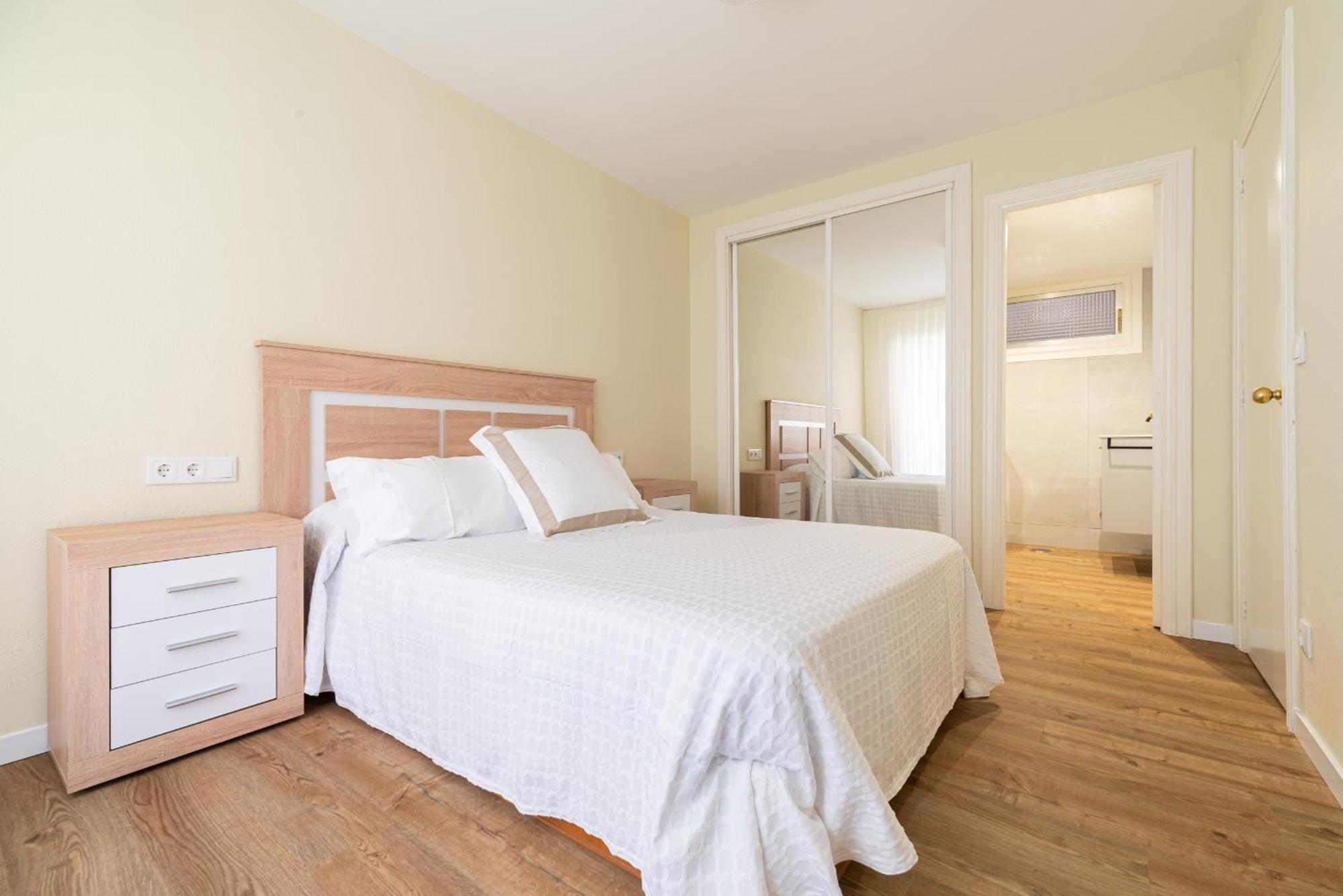 Apartamento Canovas Center *