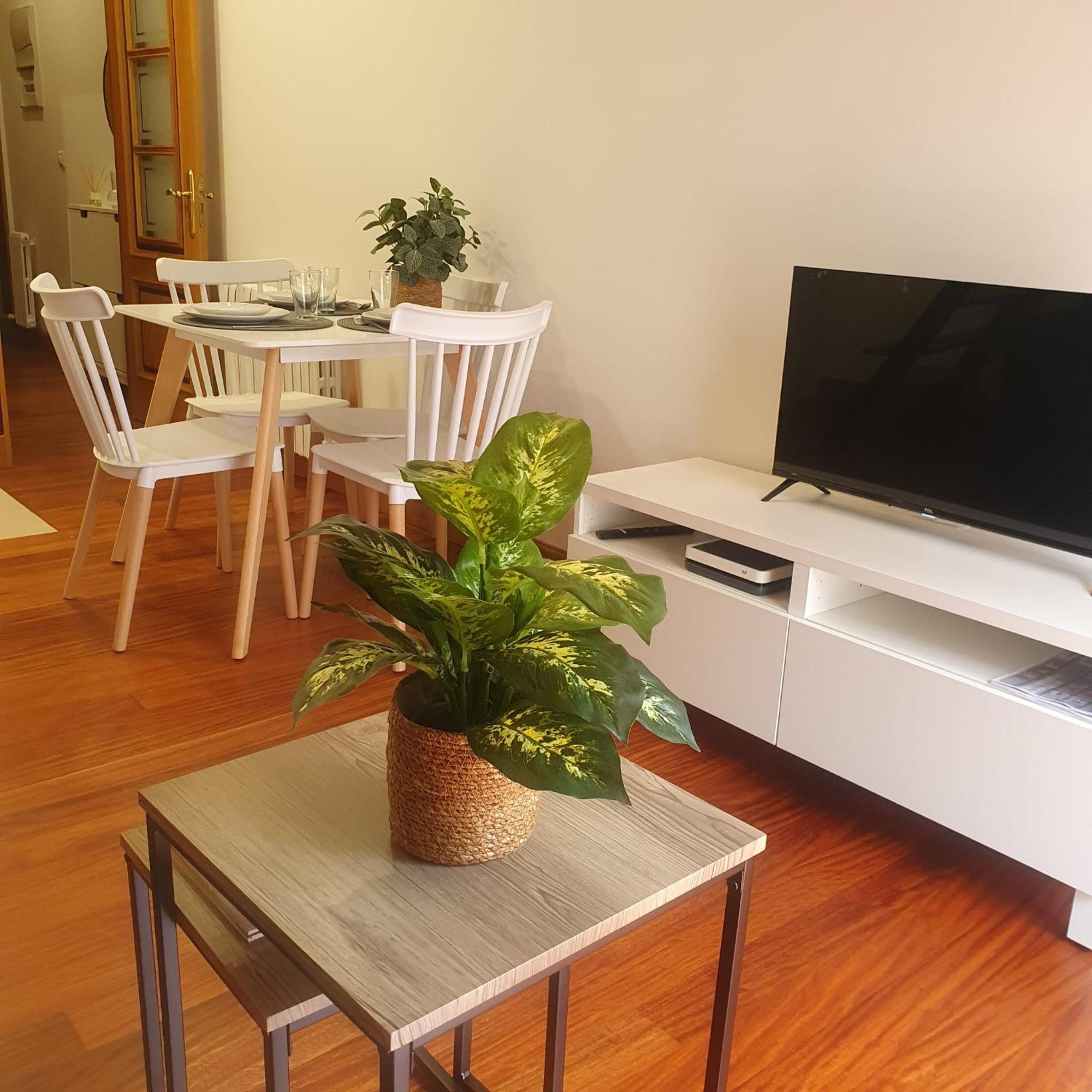 Estudio Al Lado De Principe Con Garaje Vigo