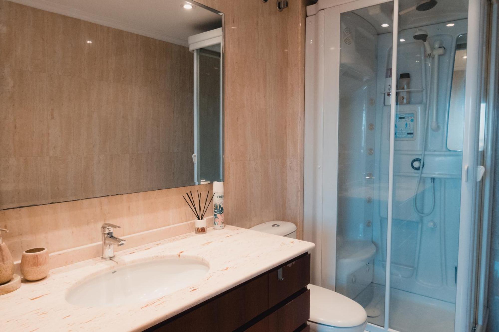 Piso 3 Con Parking A 5mins Vialia & Halo Vistas A La Ria De ツ By Rias Baixas Vigo