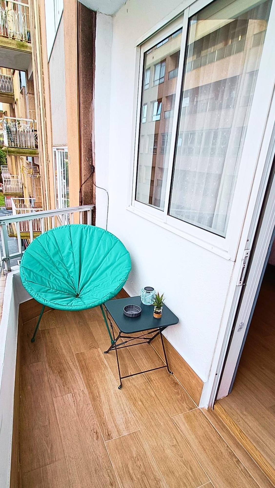 Apto Pet-friendly, 2 Plazas De Garaje Y Balcon Vigo