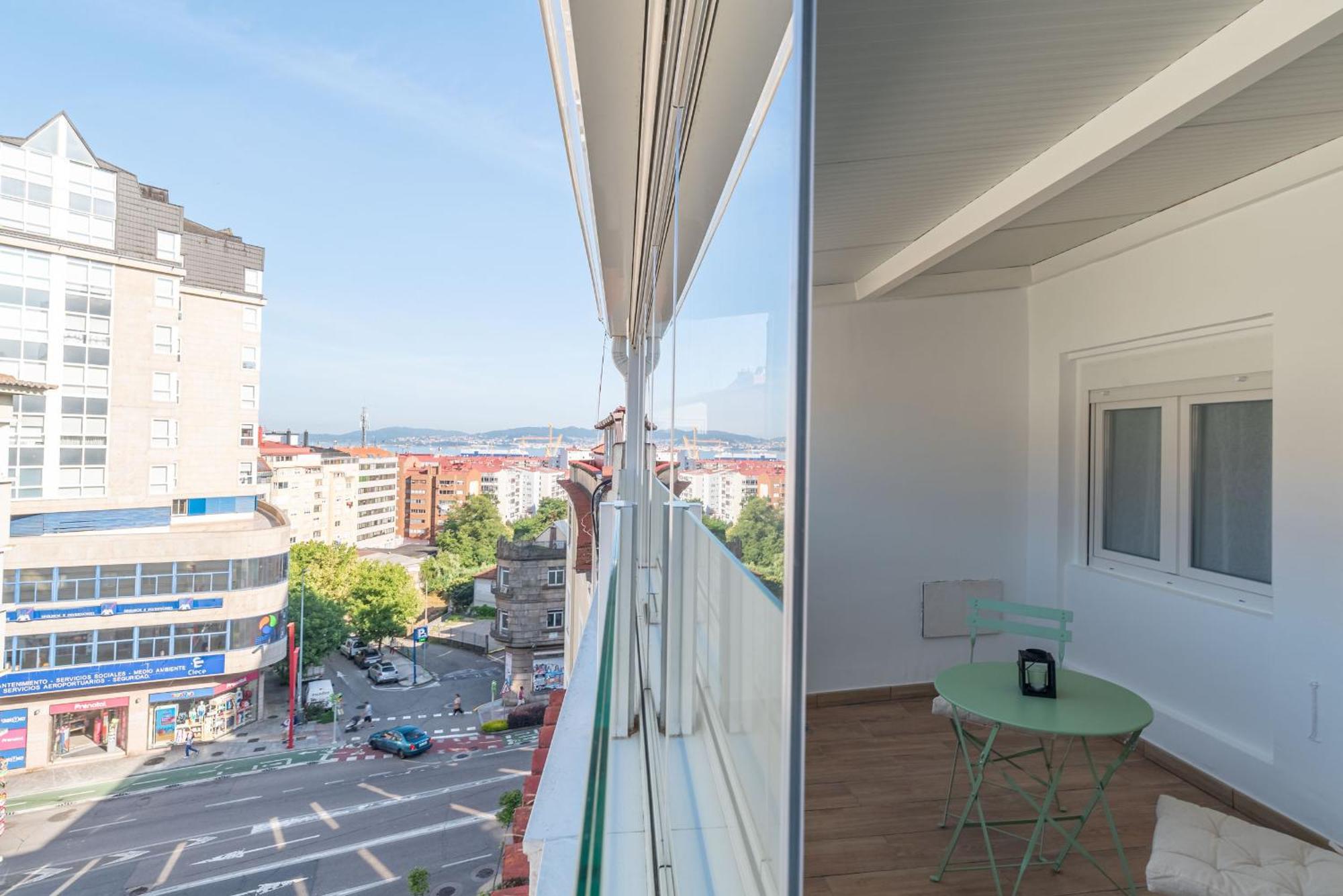 Gran Atico Con Terraza Apartment *