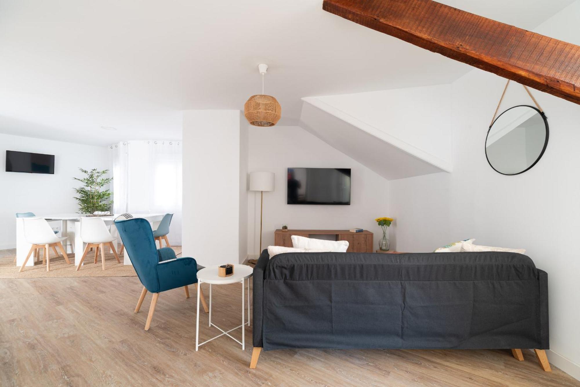 Gran Atico Con Terraza Apartment *