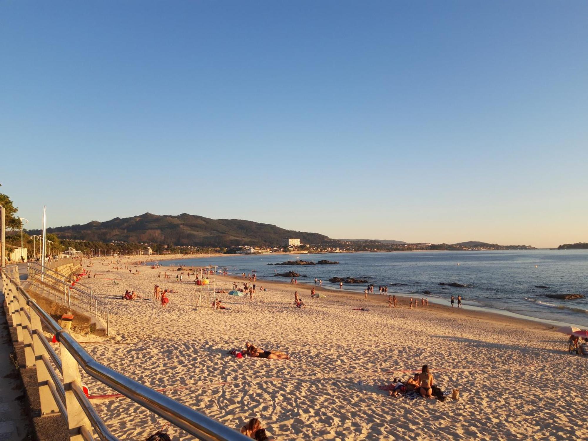 Atico En La Playa De Samil * Vigo