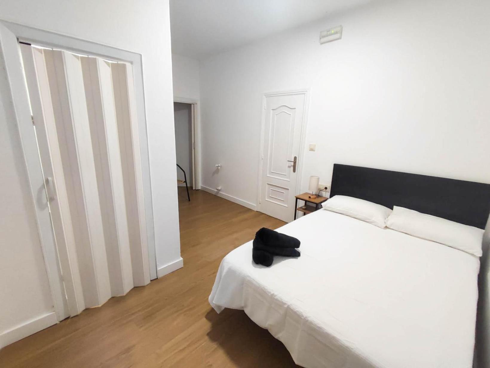 Guest house Airinos De *