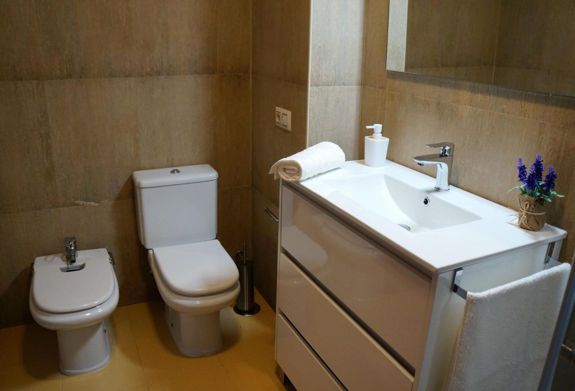 Apartamento Atico En La Playa De Samil