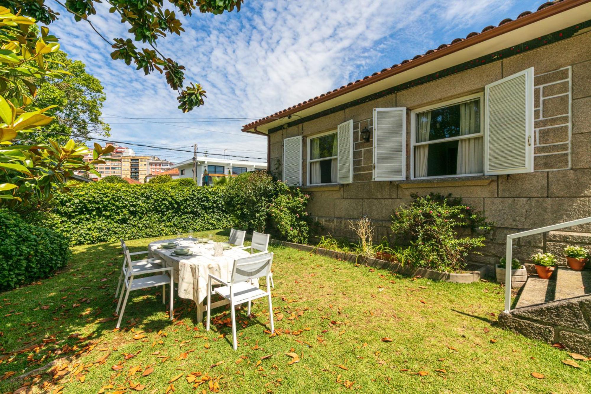 Casa Moreiras Holiday home *