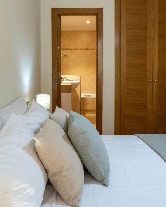 Apartamento Centro 3 Parking Incluido & Wifi ツ By Rias Baixas *