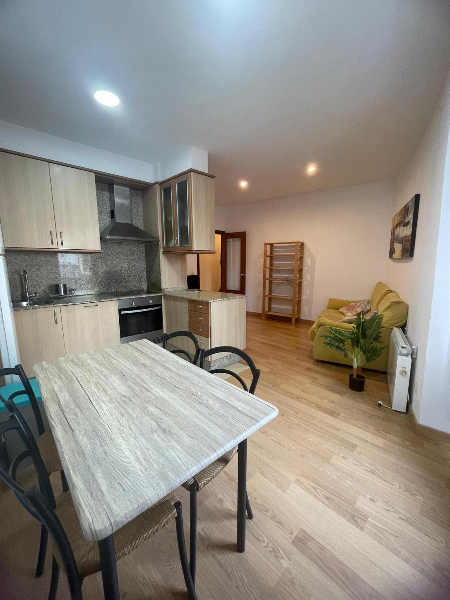 Apartment Casco Vello Oliva 8