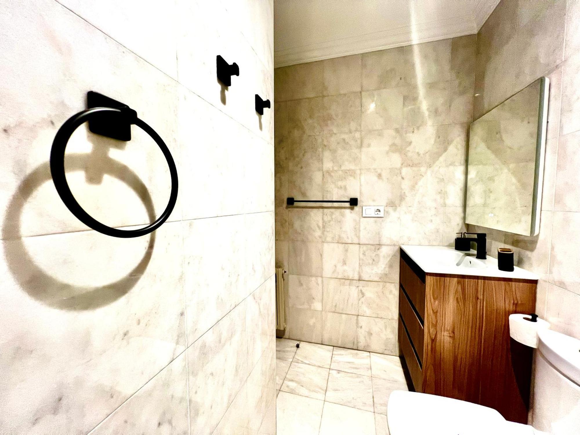 Apartamento Balcones De Colon - Centro