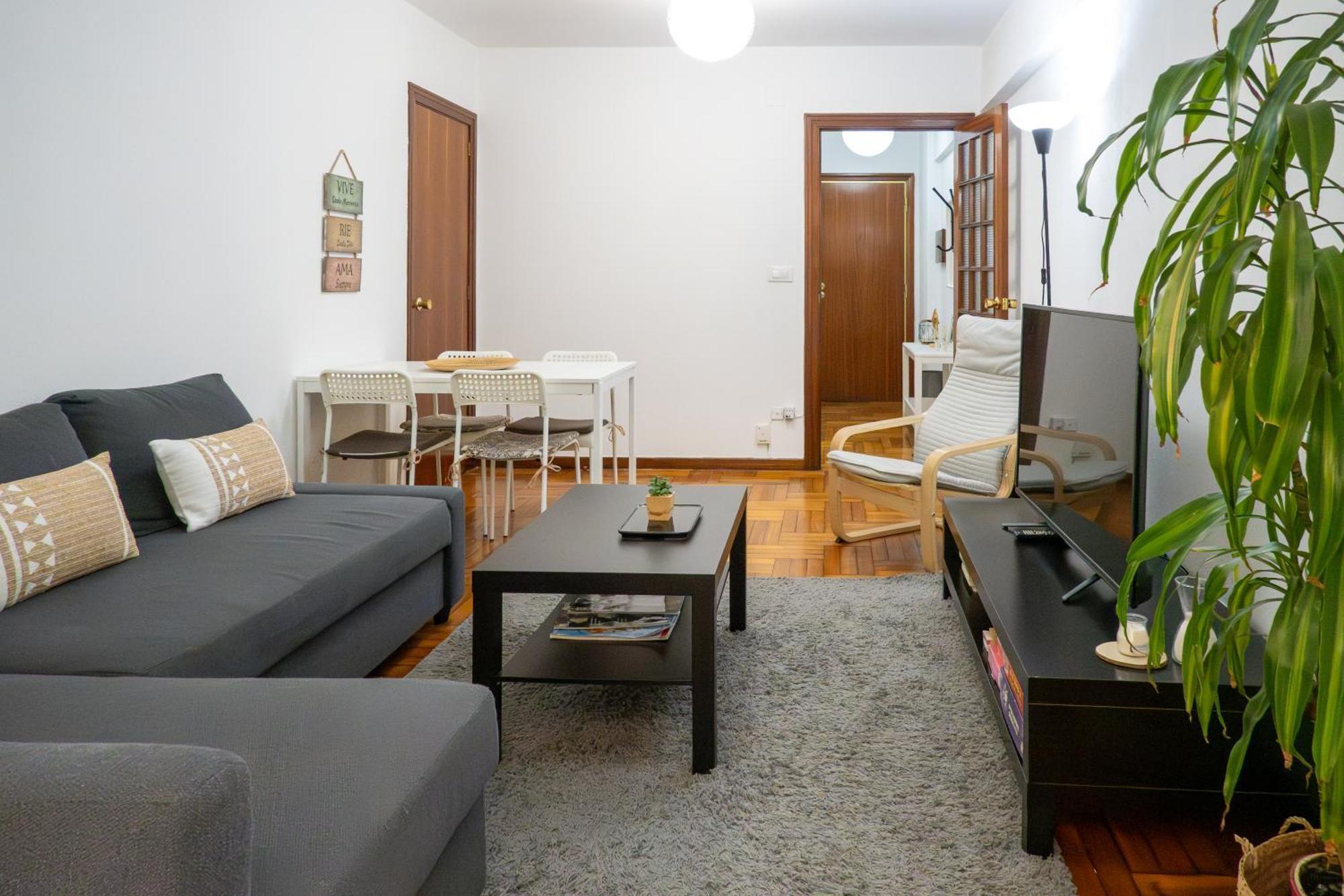 Apartamento Escultor Gregorio 11 *