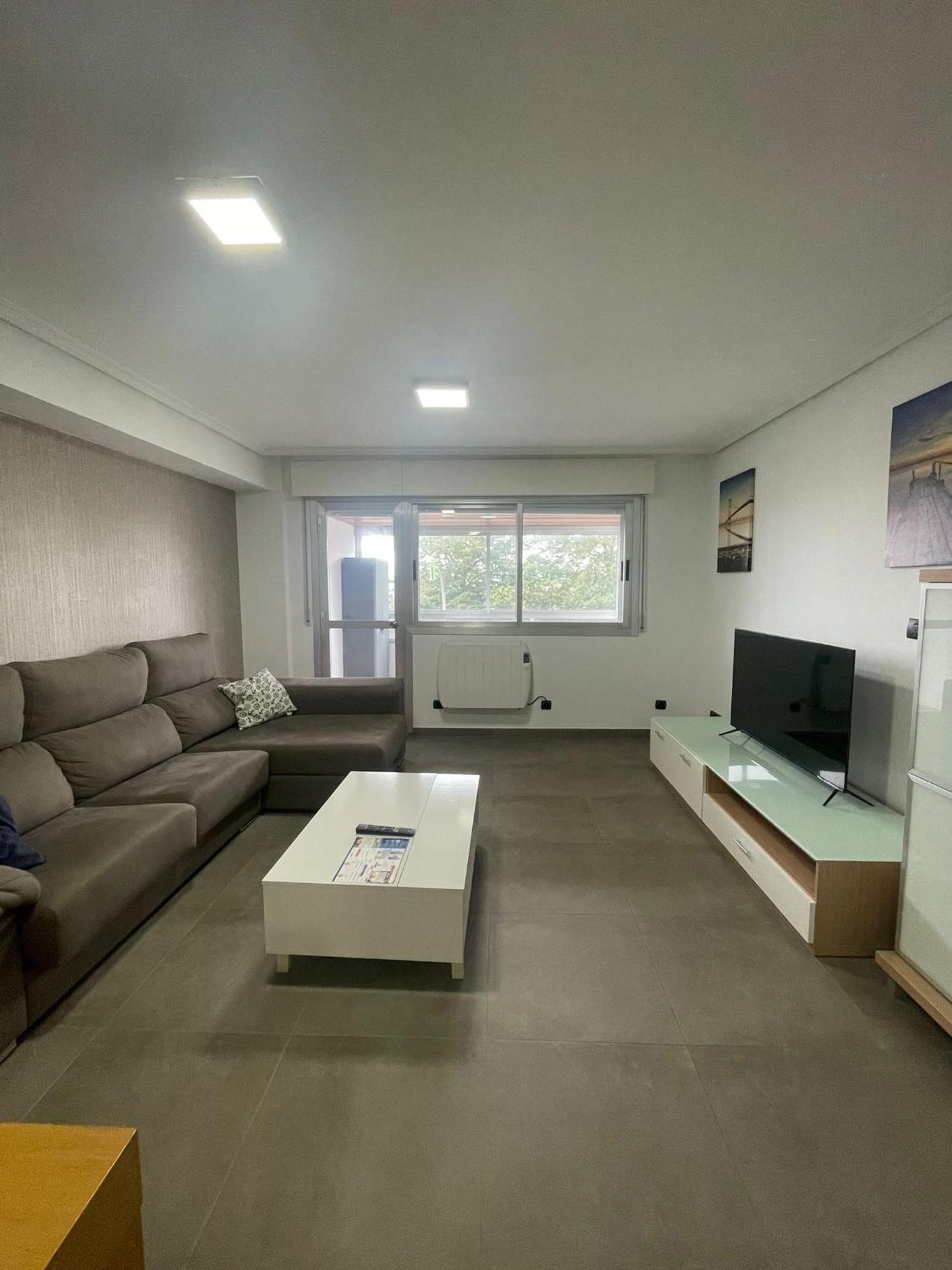 Apartahotel Cíes García Barbón 108 Centro-flats With Services